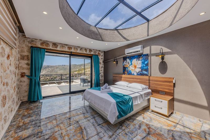 Garden View Room